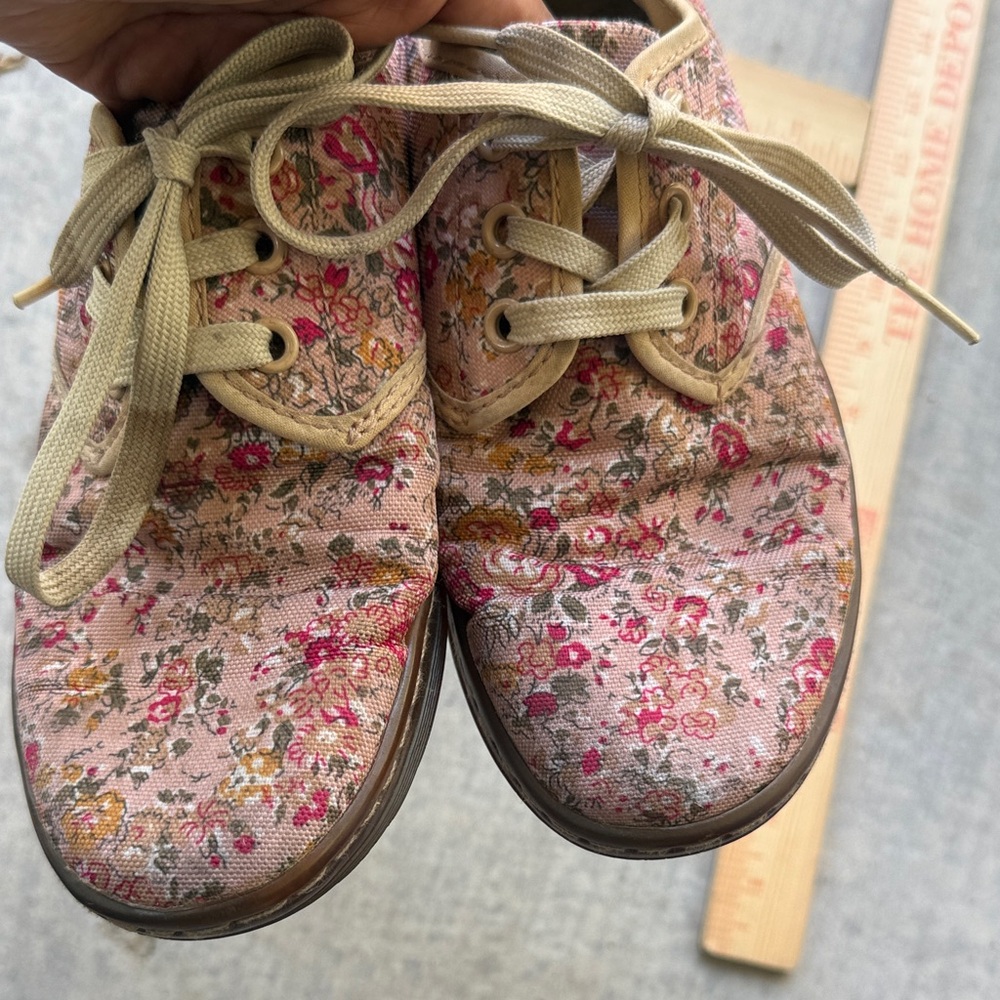 Dr. Martens Pink Floral Women's sneaker canvas comfy Flats - Picture 3 of 11